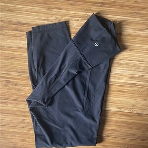 Lululemon black leggings